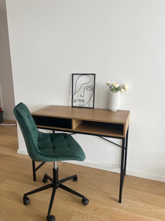ברטיסלאבה New Downtown Apartment Couple Minute From The Old Town מראה חיצוני תמונה